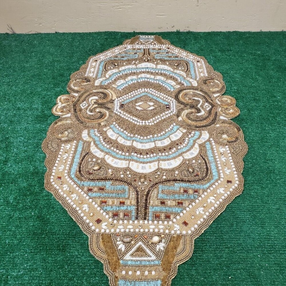 WANTED! Kim Seybert Table Runner
